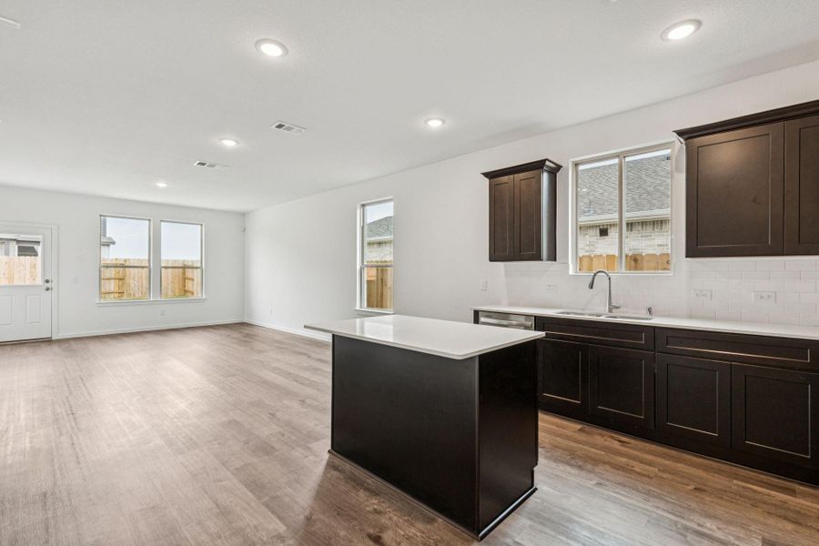 Furnished interior view inside a new home in River Ranch, Dayton (Image 10).
