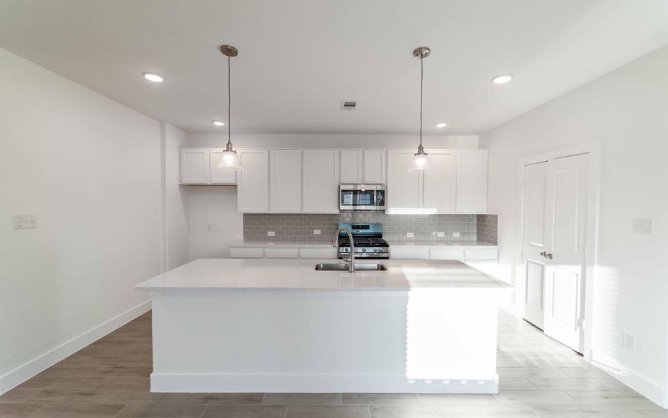 Furnished interior view inside a new home in River Ranch Meadows, Dayton (Image 2). Furnished interior view inside a new home in River Ranch Meadows, Dayton (Image 2).