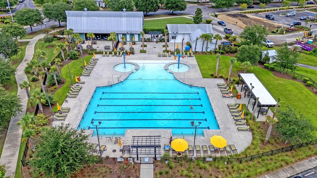 Community amenities in Carnes Crossroads, Summerville (Image 36). Community amenities in Carnes Crossroads, Summerville (Image 36).
