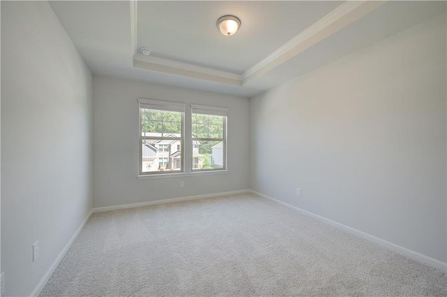 Spacious, unfurnished interior of a new home in Grandview at Millers Mill, Stockbridge (Image 13).