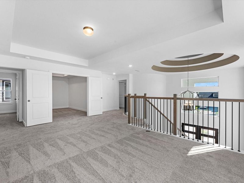 Spacious, unfurnished interior of a new home in Sienna, Missouri City (Image 13).