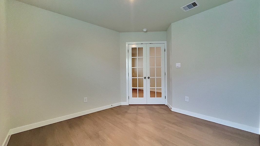 Spacious, unfurnished interior of a new home in Woodside, Corpus Christi (Image 10). Spacious, unfurnished interior of a new home in Woodside, Corpus Christi (Image 10).
