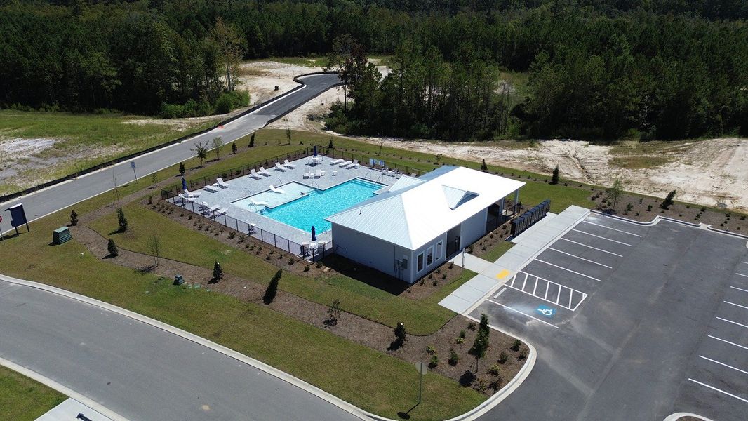 Community amenities in Heritage Crossing, Conway (Image 6).