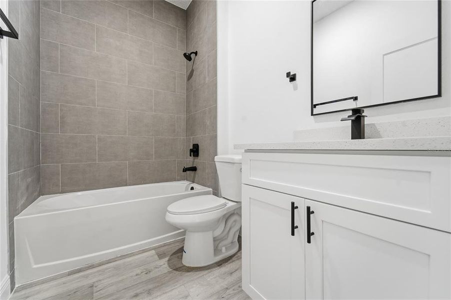 Furnished interior view inside a new home in , Ocala (Image 11).