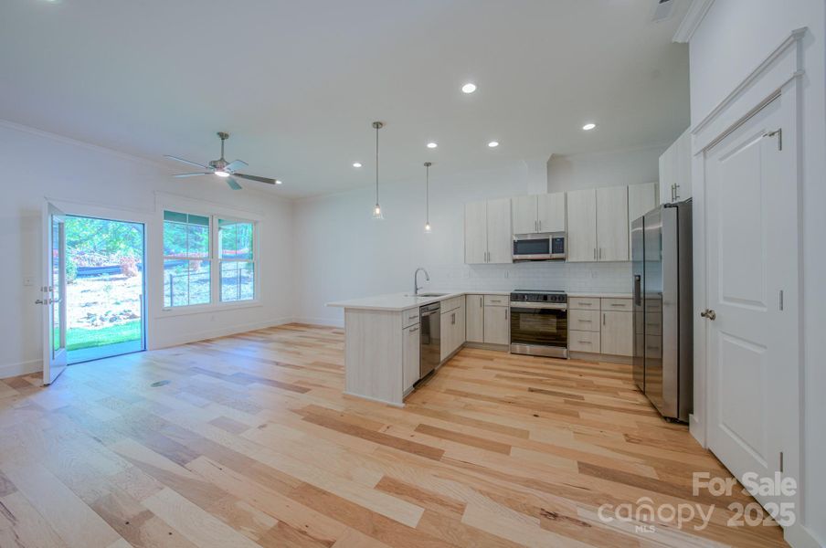 Kitchen/LR Kitchen/LR