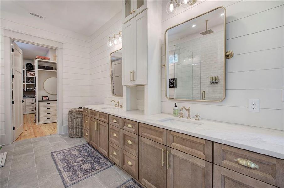 Furnished interior view inside a new home in , Acworth (Image 16).