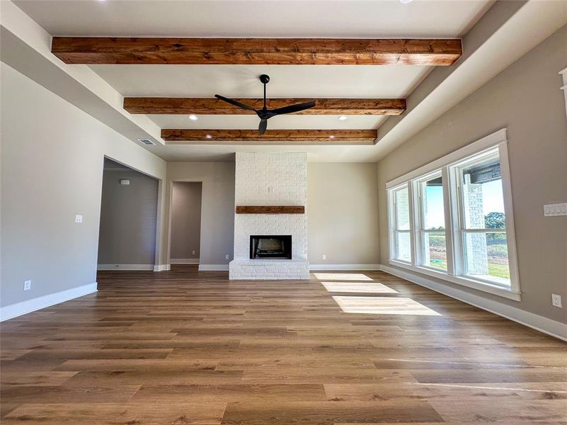 Spacious, unfurnished interior of a new home in , Paradise (Image 11).