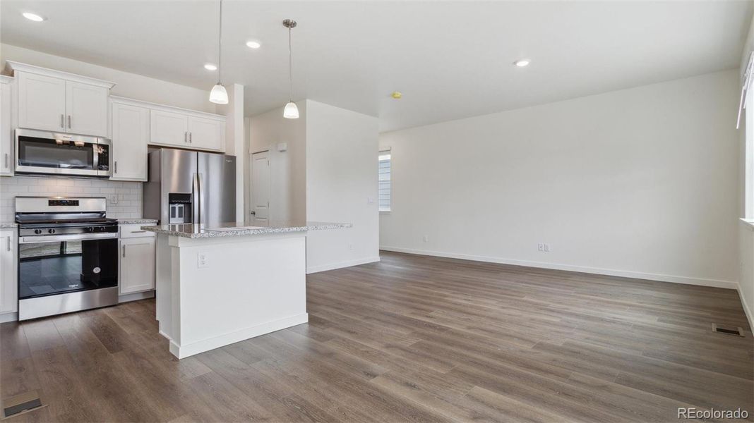 Image 22 of a home in Silver Peaks.