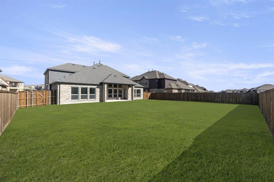 Exterior details and patio area of a home in Grayhawk Addition, Forney (Image 4). Exterior details and patio area of a home in Grayhawk Addition, Forney (Image 4).