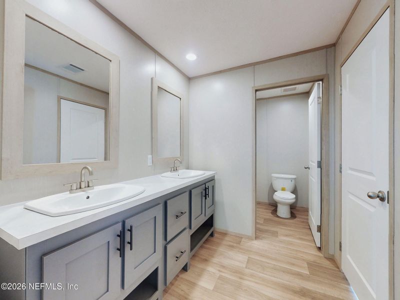 Furnished interior view inside a new home in , Keystone Heights (Image 14).