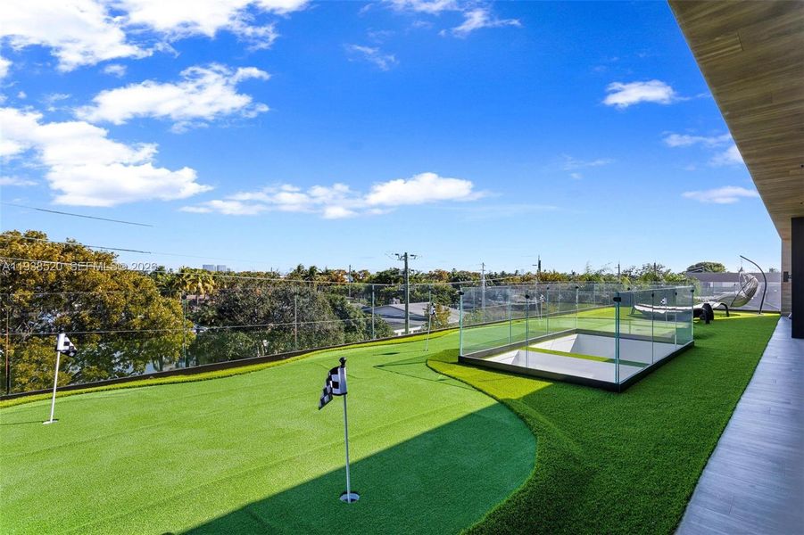 Image 53 of a home in .