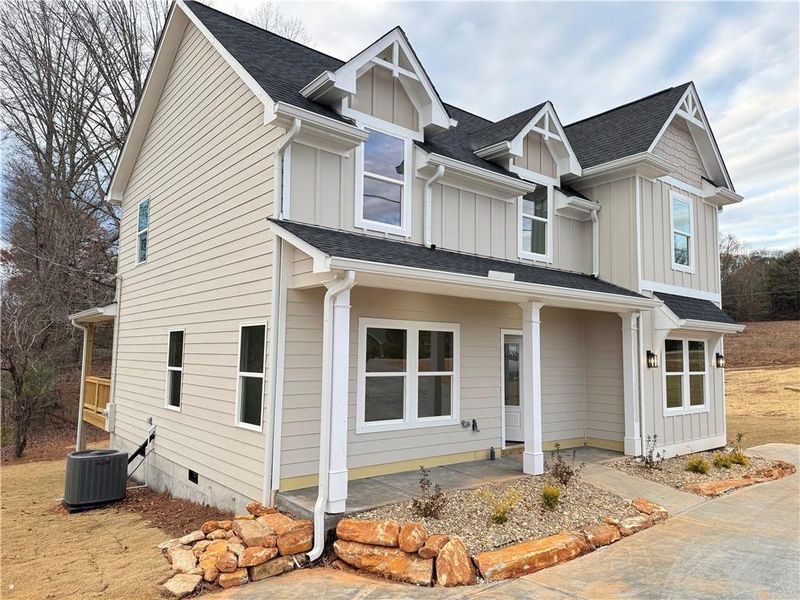 Exterior details and patio area of a home in , Gainesville (Image 15).