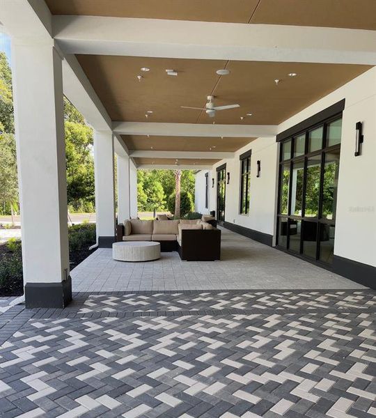 Exterior details and patio area of a home in , Tavares (Image 11).