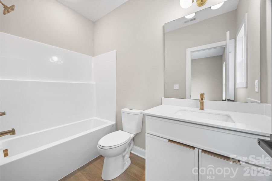 2nd Primary En Suite