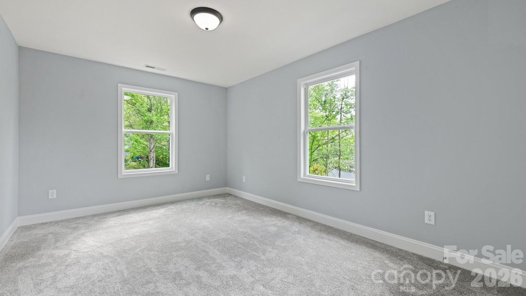 Spacious, unfurnished interior of a new home in , Maggie Valley (Image 19).