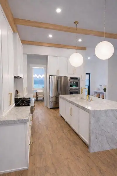 Furnished interior view inside a new home in , Waxahachie (Image 4).