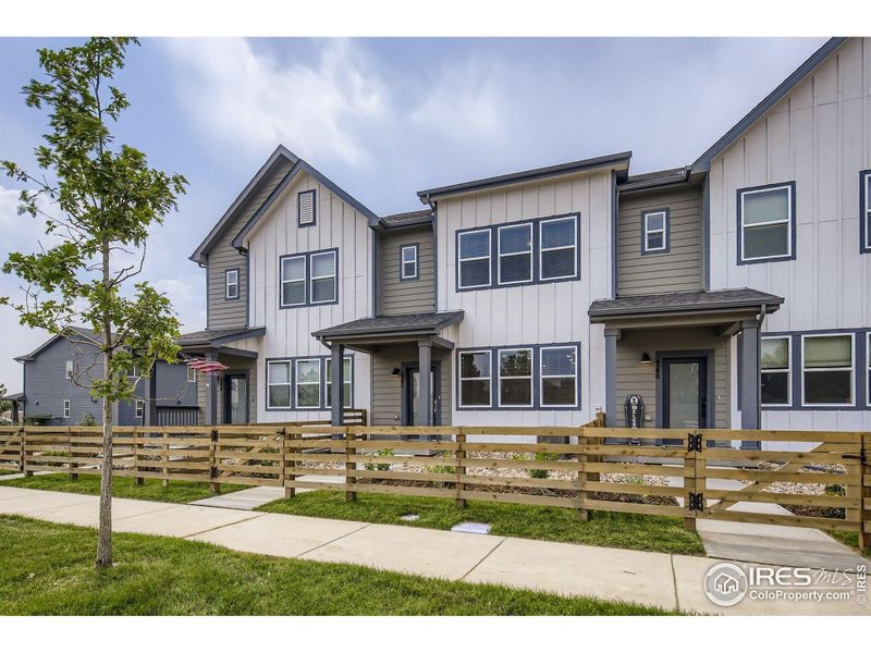 Welcome to 740 Nob Hill!