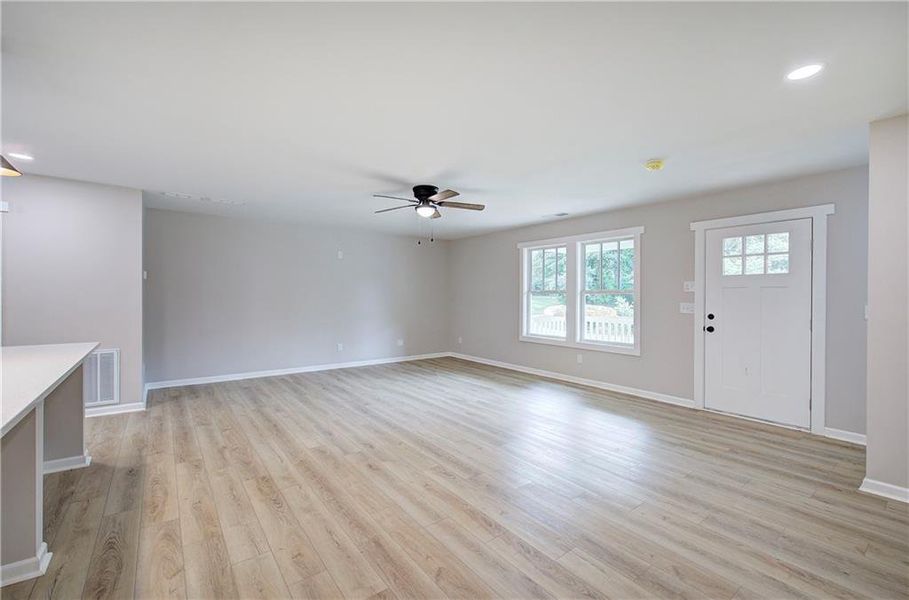 Spacious, unfurnished interior of a new home in , Cartersville (Image 17).
