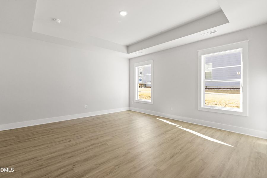 Owners Bedroom - From Entry - DSC04505