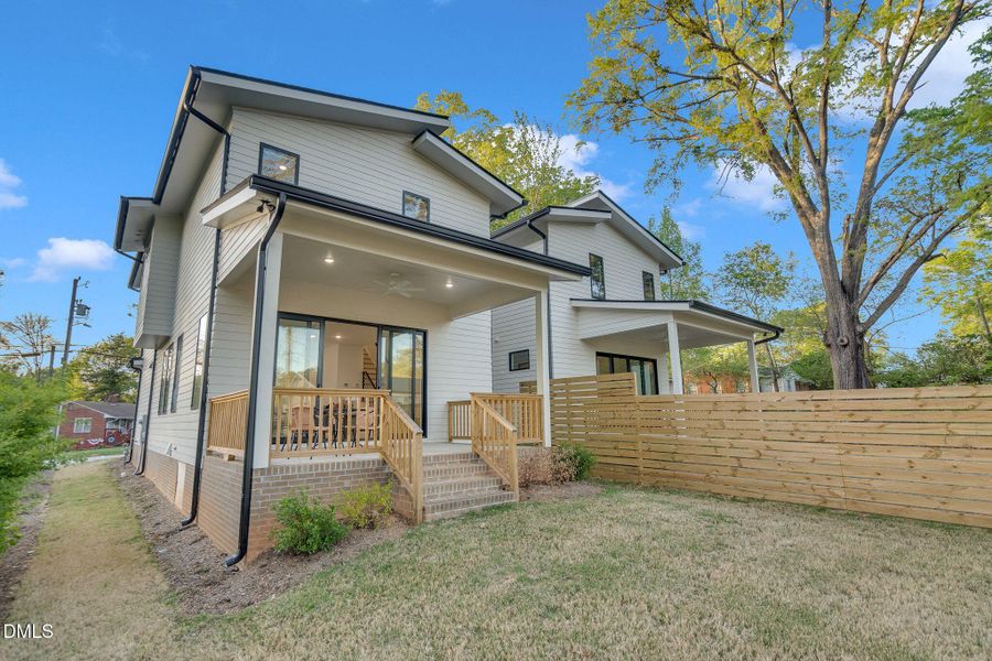 27-web-or-mls-DSC04929 27-web-or-mls-DSC04929