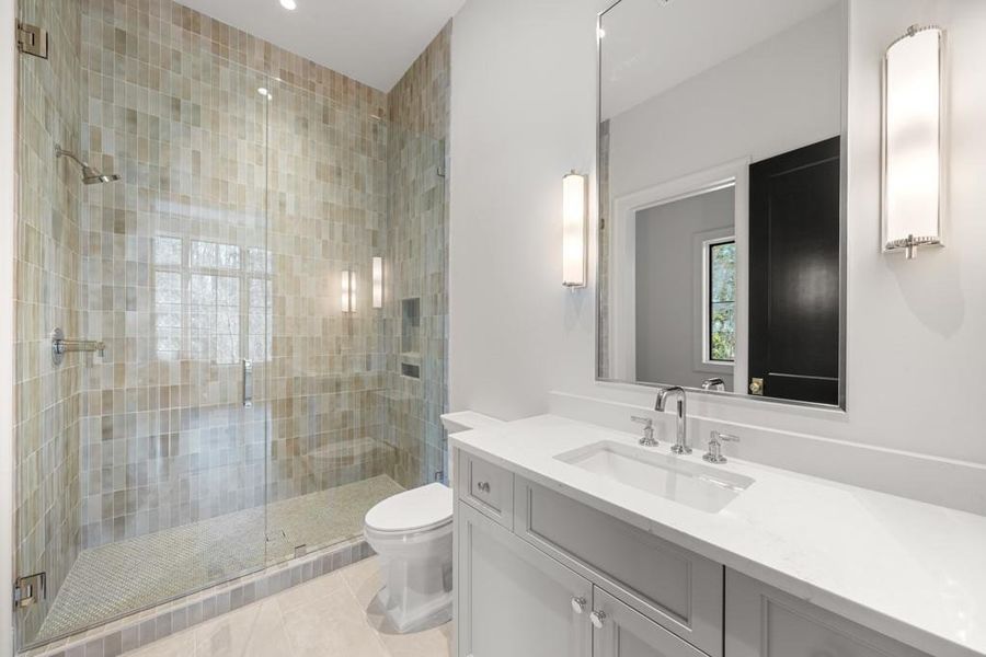 Furnished interior view inside a new home in Blue Heron Walk, Atlanta (Image 16).