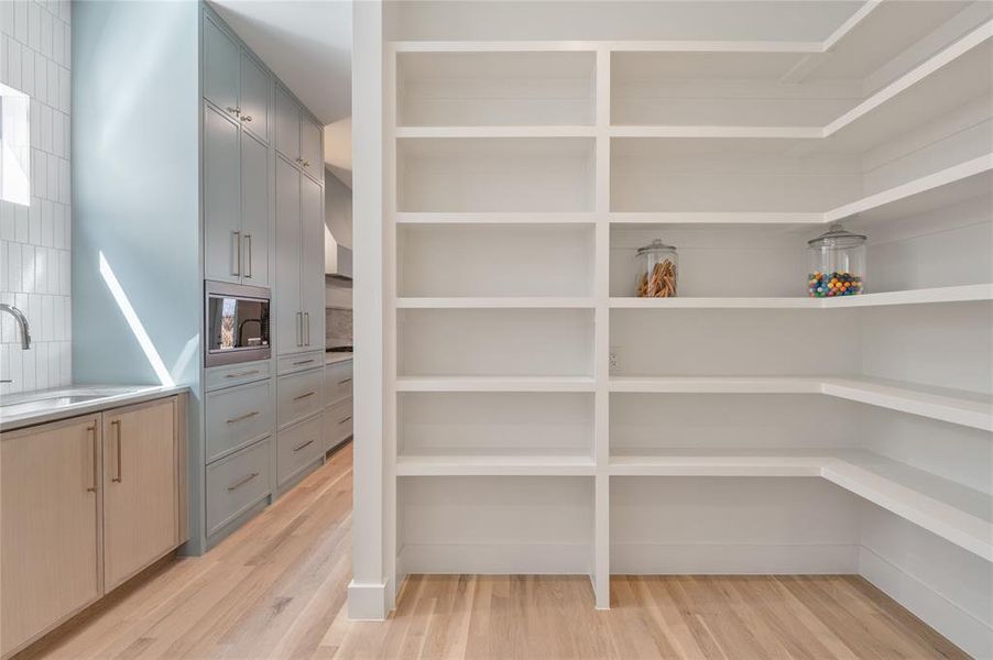 Furnished interior view inside a new home in , Dallas (Image 16).