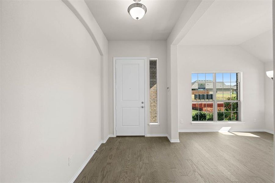 4537 Aralia- Entry-1 4537 Aralia- Entry-1