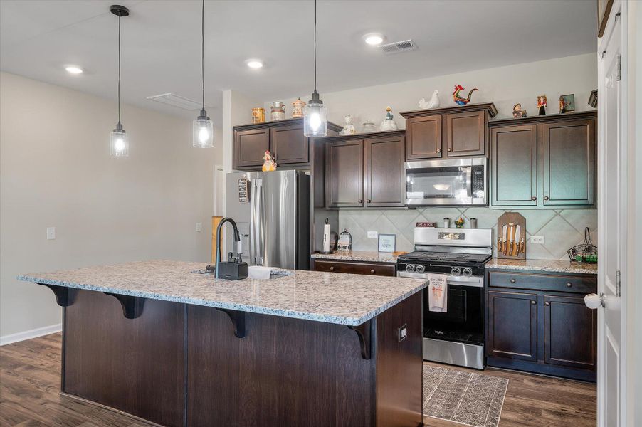 Furnished interior view inside a new home in , Ravenel (Image 15).