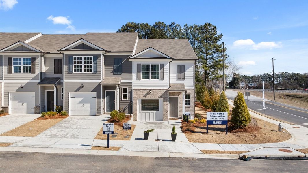 Representative exterior photo of a completed home built from the Pearson II by D.R. Horton in Roseleigh Park, Douglasville, GA (Image 21).