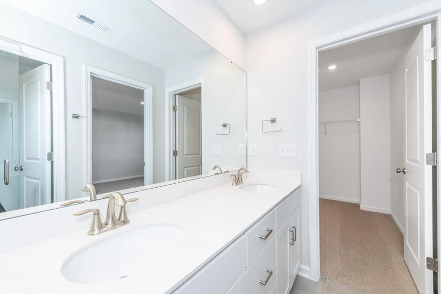 Southport A primary bath