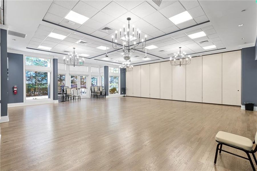 Spacious, unfurnished interior of a new home in Del Webb at Lake Oconee, Greensboro (Image 19).