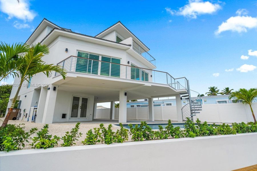 Image 72 of a home in .