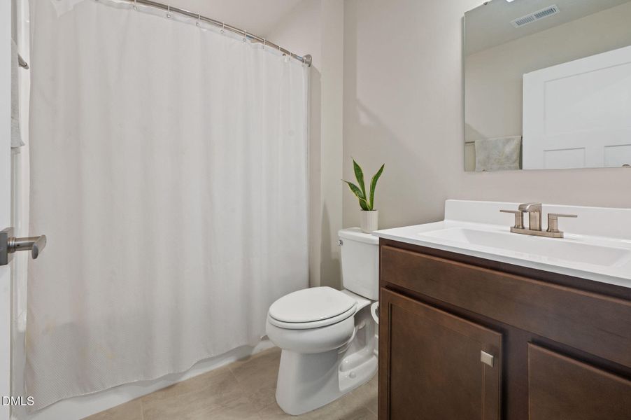 173 S Breeze Wy--Fuquay-Varina, NC 27526