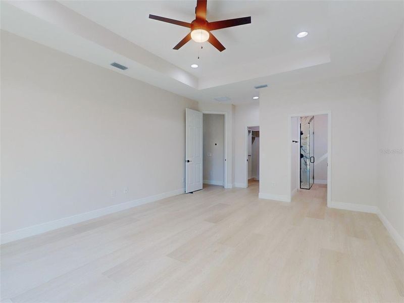 Spacious, unfurnished interior of a new home in , Ocala (Image 47).