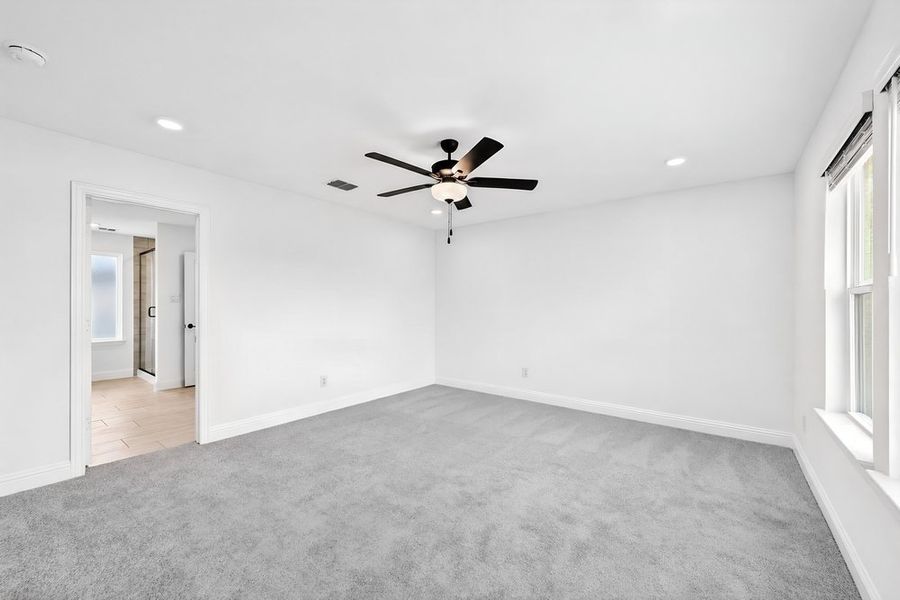 Spacious, unfurnished interior of a new home in Cross Creek Meadows, Celina (Image 20). Spacious, unfurnished interior of a new home in Cross Creek Meadows, Celina (Image 20).