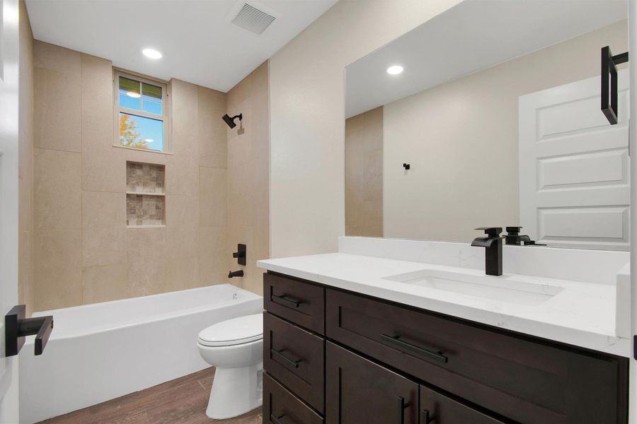 Furnished interior view inside a new home in , Bastrop (Image 13).