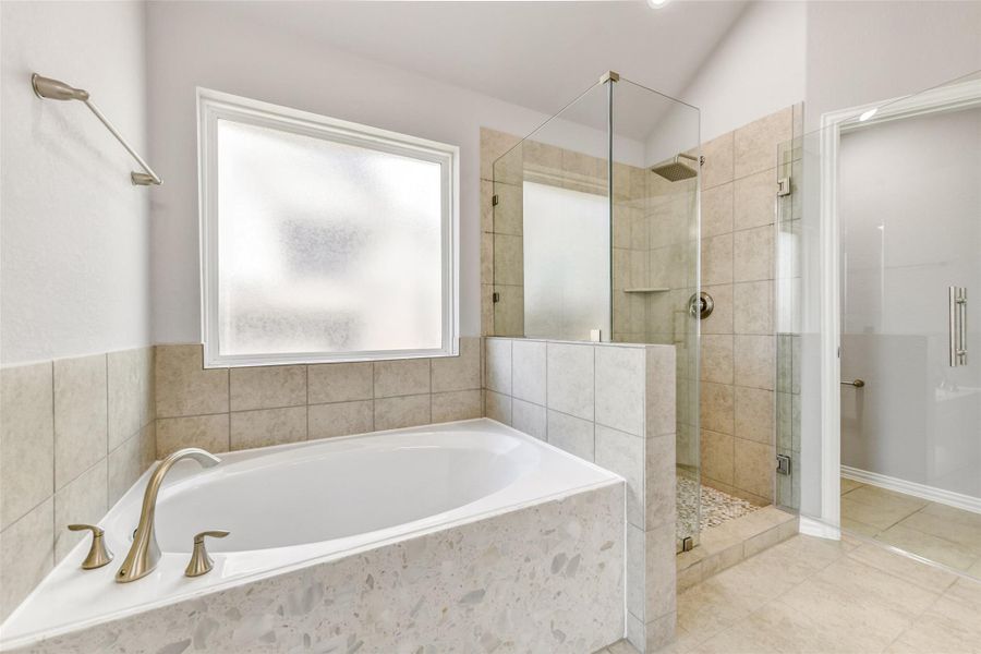 Furnished interior view inside a new home in Lago Mar 40' at Lago Mar, Texas City (Image 12). Furnished interior view inside a new home in Lago Mar 40' at Lago Mar, Texas City (Image 12).