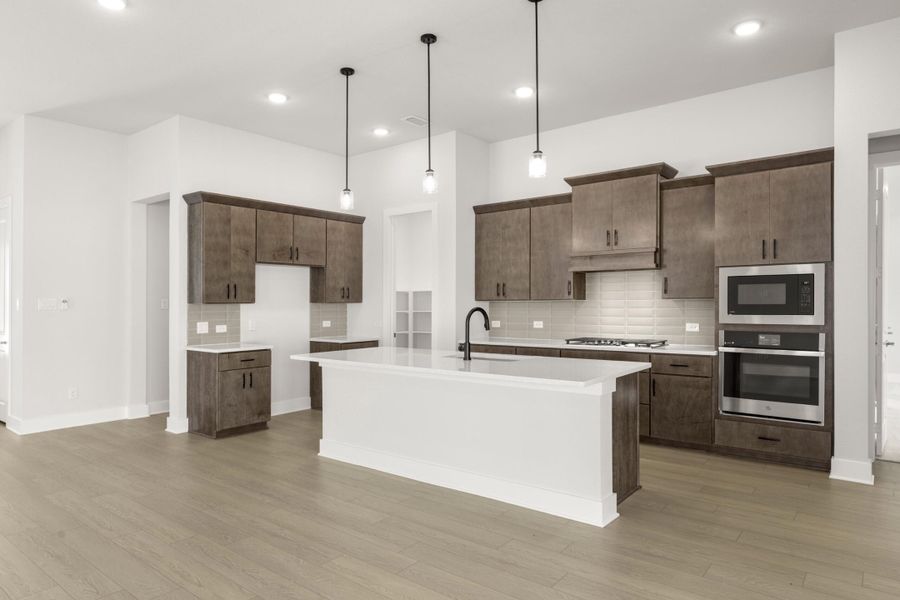 Furnished interior view inside a new home in Inspiration Collection 60 at Painted Tree, McKinney (Image 5). Furnished interior view inside a new home in Inspiration Collection 60 at Painted Tree, McKinney (Image 5).