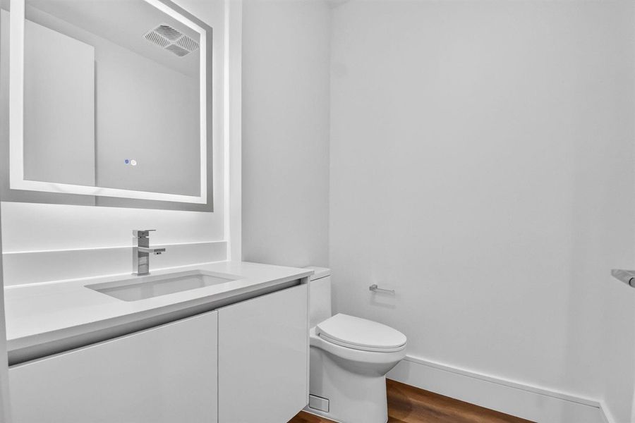 Guest Bathroom