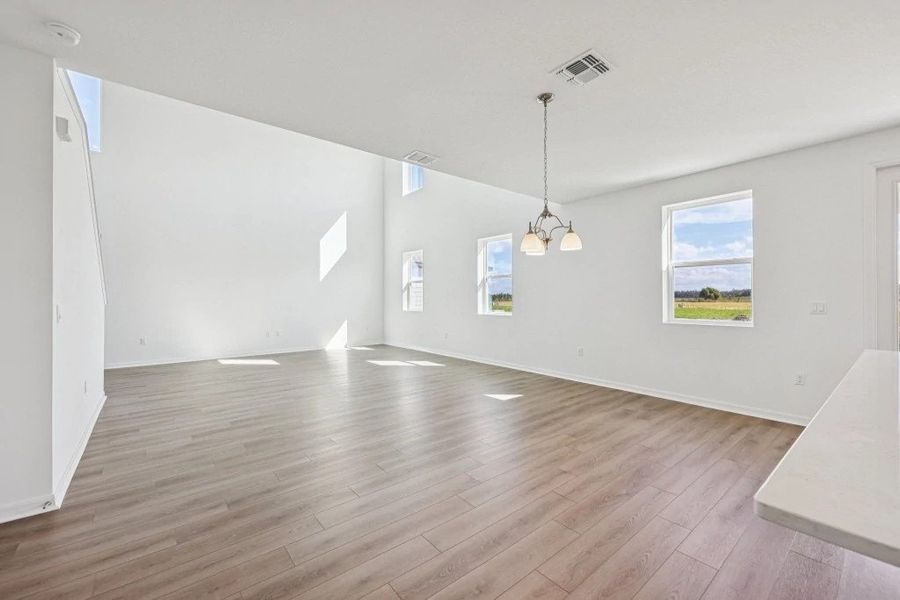 Spacious, unfurnished interior of a new home in Northlake at Ovation, Winter Garden (Image 25).