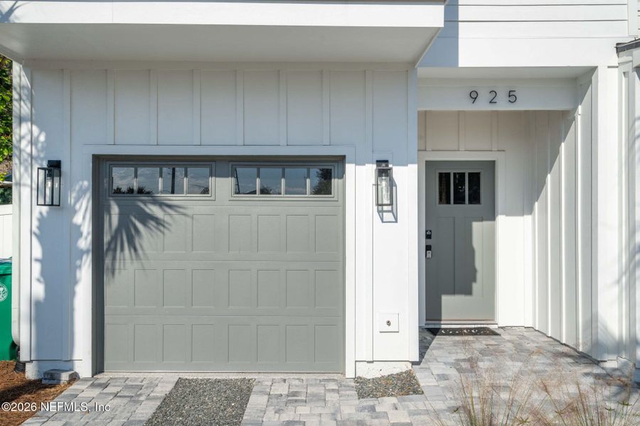 Exterior details and patio area of a home in , Jacksonville Beach (Image 22).