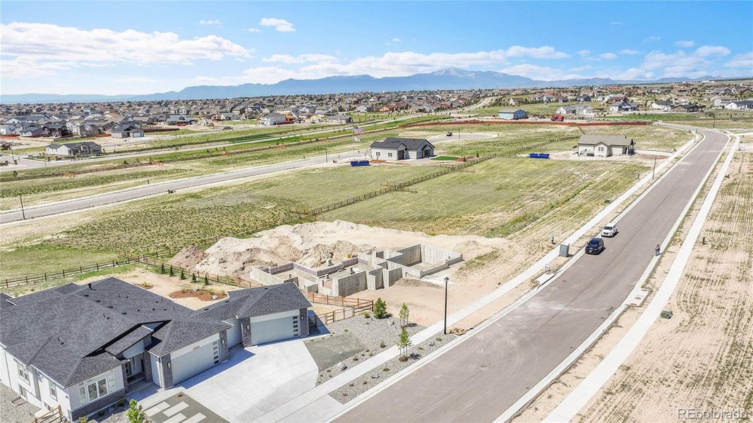 Image 16 of a home in .