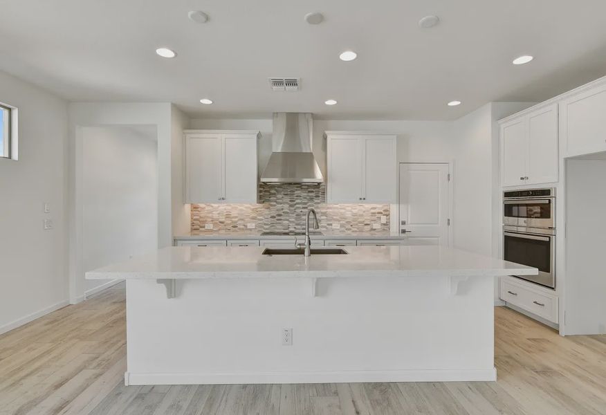 Wickenburg Ranch Thrive HS 1559 Kitchen  - 7 of 13