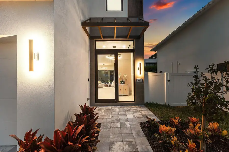 051-3097BanyanRoad-BocaRaton-FL-33432-SM