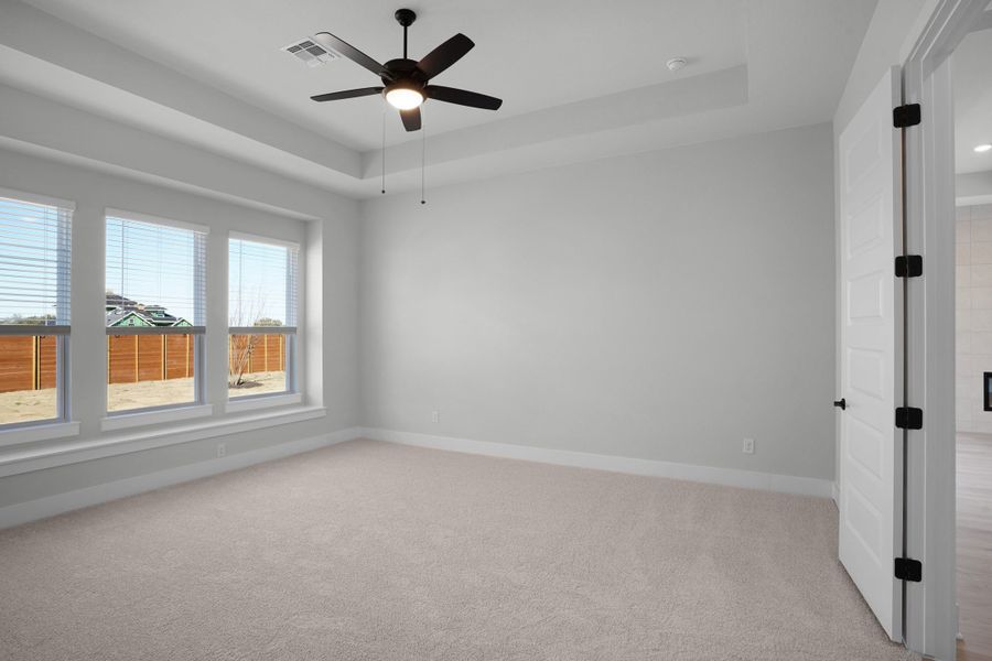 Spacious, unfurnished interior of a new home in Broken Oak, Georgetown (Image 85).