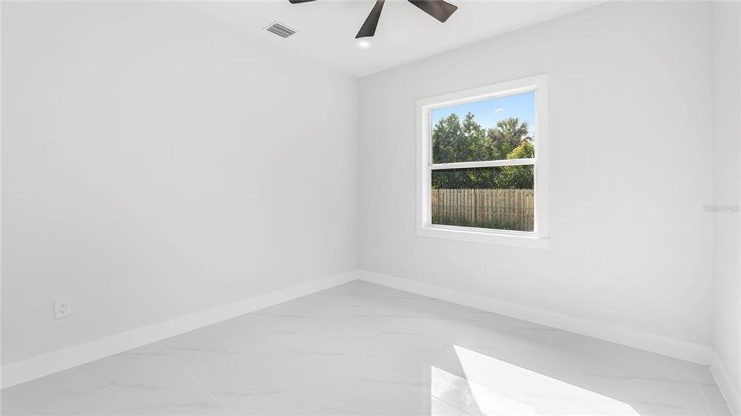 Spacious, unfurnished interior of a new home in , Naples (Image 21).