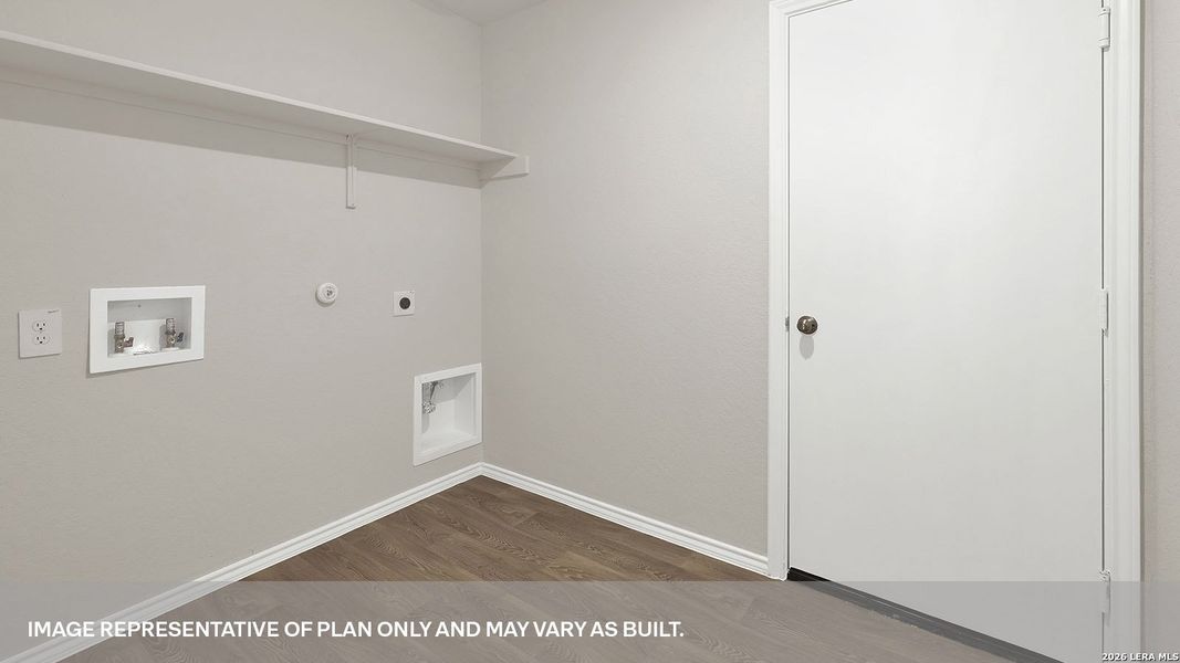 Spacious, unfurnished interior of a new home in Bollinger, Maxwell (Image 19). Spacious, unfurnished interior of a new home in Bollinger, Maxwell (Image 19).