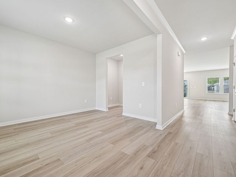 Spacious, unfurnished interior of a new home in Avalon Place - Signature Series, Durham (Image 15). Spacious, unfurnished interior of a new home in Avalon Place - Signature Series, Durham (Image 15).