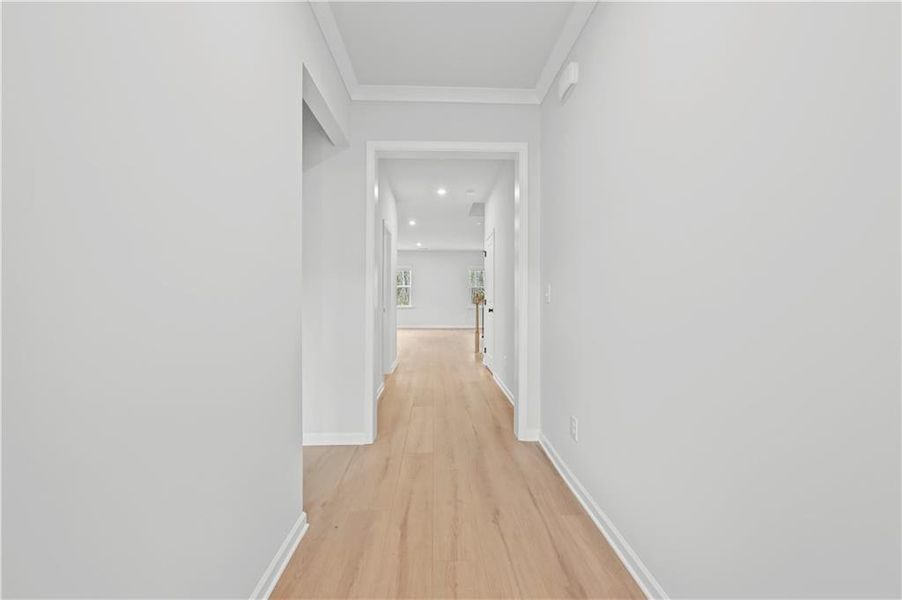 Spacious, unfurnished interior of a new home in Briar Creek, Atlanta (Image 10). Spacious, unfurnished interior of a new home in Briar Creek, Atlanta (Image 10).