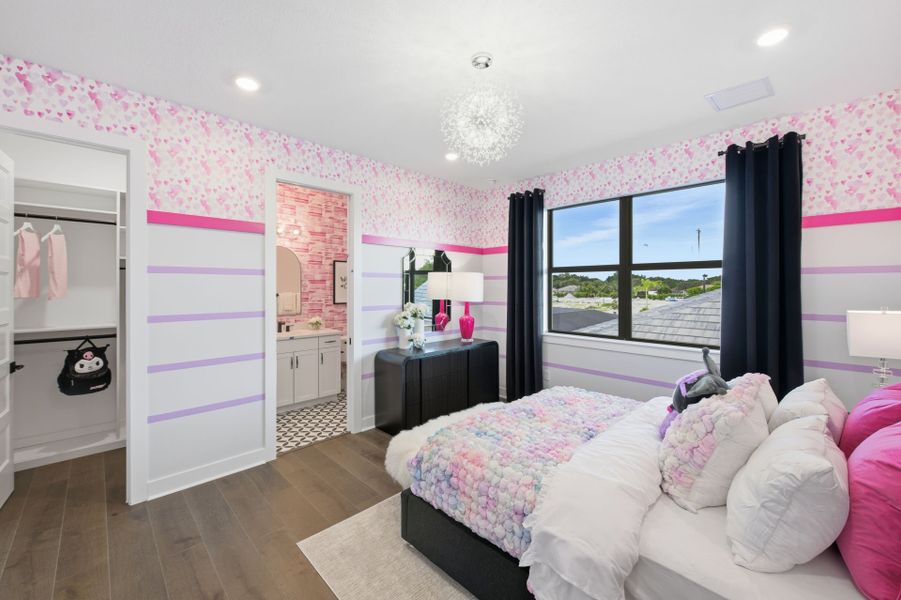 Representative furnished interior of a home built from the Livingston II by Pulte Homes in Marigold, Davie (Image 35).